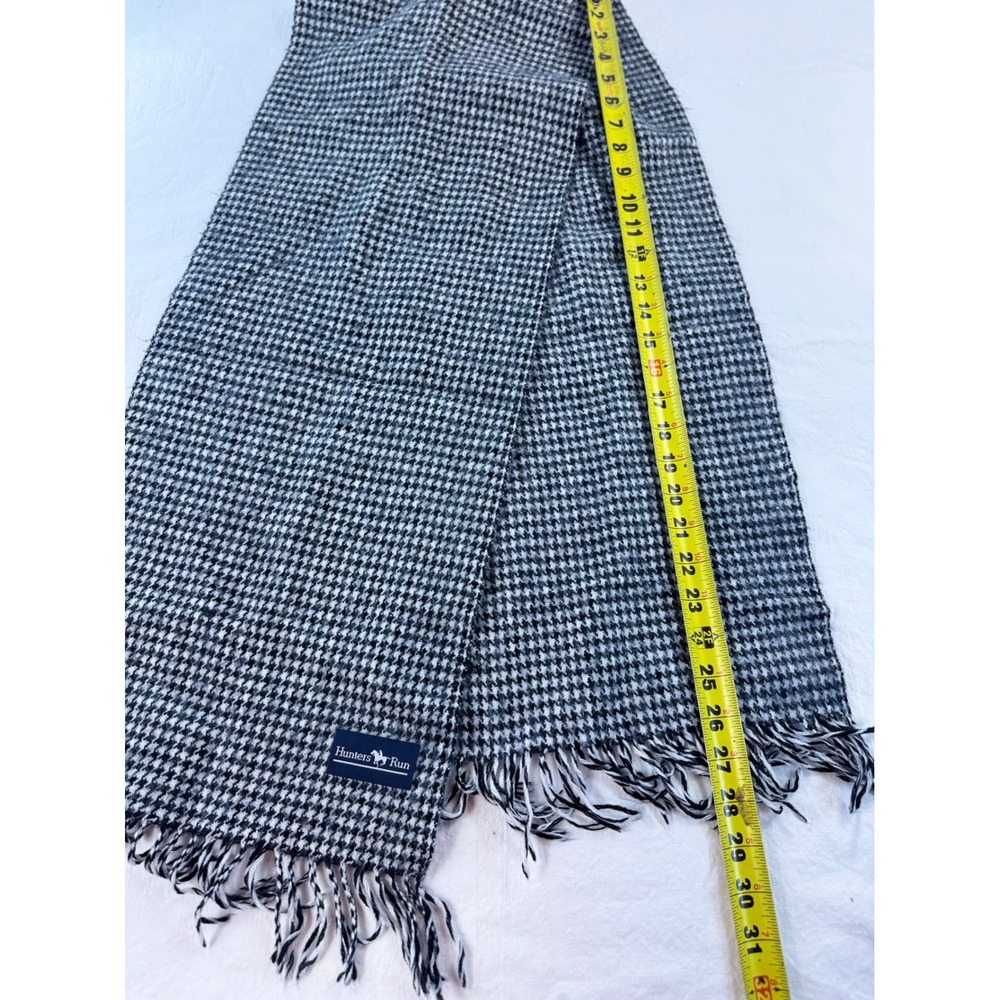 Hunters Run Black White Houndstooth Fringed Winter Scarf Woven Rectangle - Picture 3 of 4